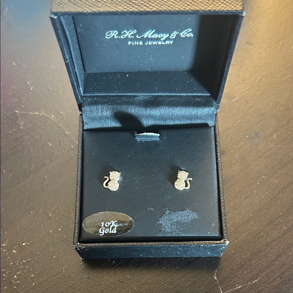 10k gold cat earring studs